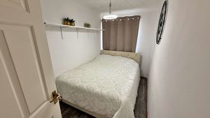 Photo 7- click for photo gallery